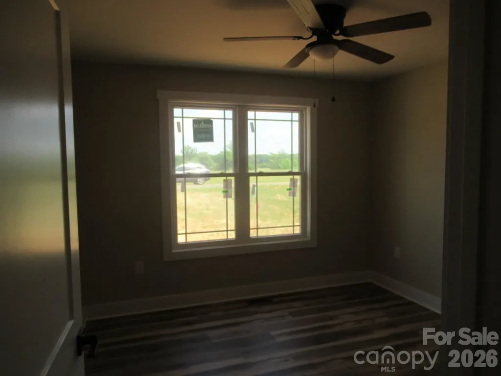 379 Northbrook Iii School Road Vale NC 28168
