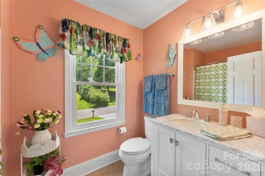 6613 Rocky Falls Road Charlotte NC 28211