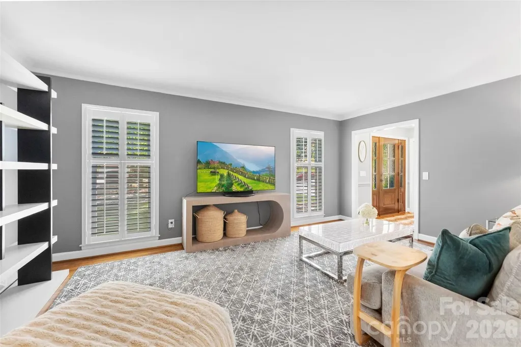 6613 Rocky Falls Road Charlotte NC 28211