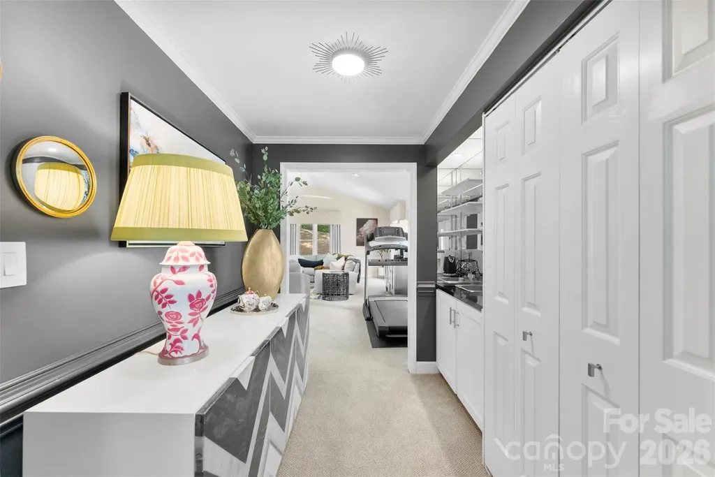 6613 Rocky Falls Road Charlotte NC 28211