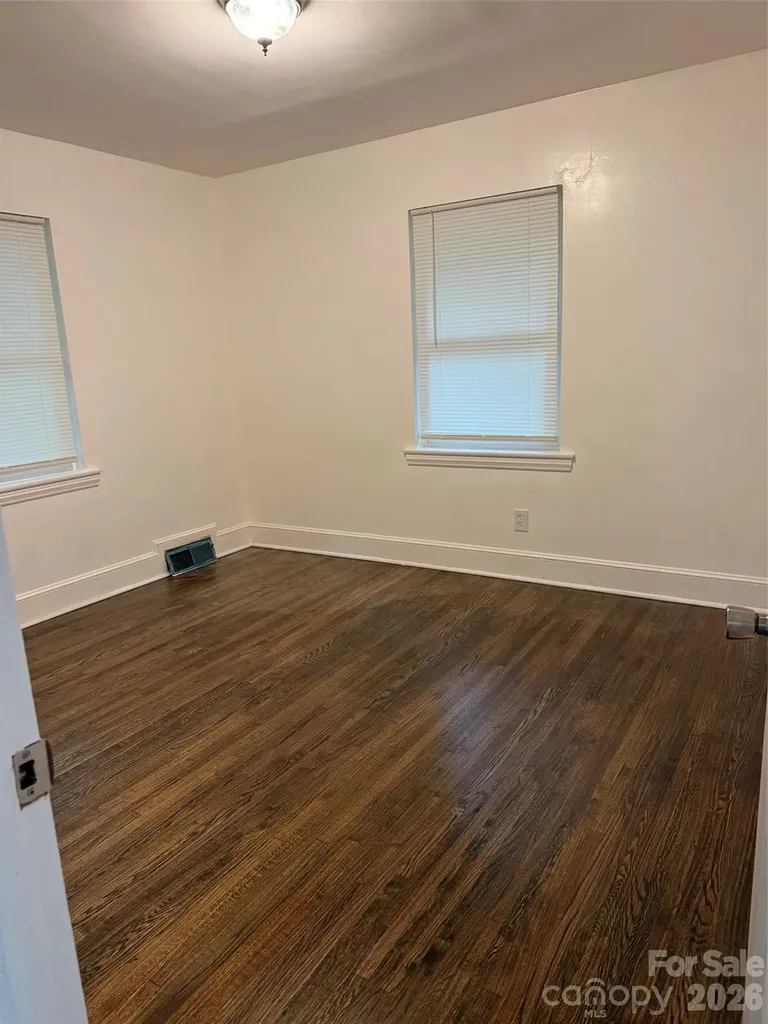 1662 Browns Avenue Charlotte NC 28208