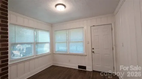 1662 Browns Avenue Charlotte NC 28208