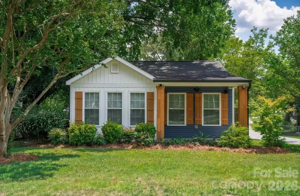 1215 W 4th Avenue Gastonia NC 28052