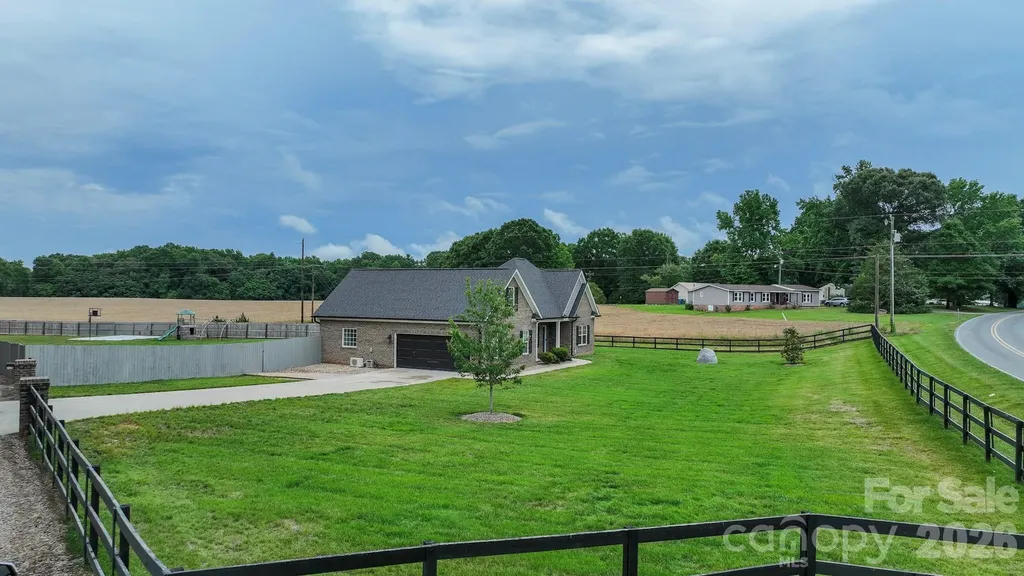 3426 Rilla Hamilton Road Monroe NC 28110