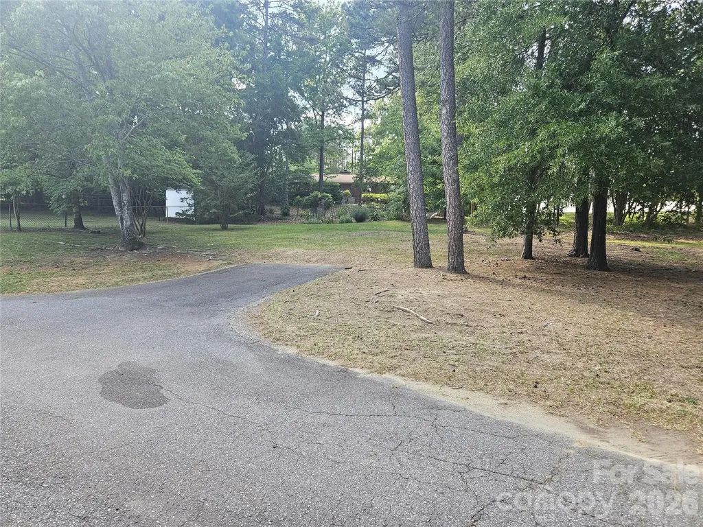 557 Goldmoor Drive NE Concord NC 28025