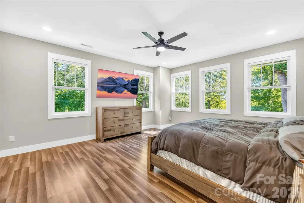 2101 Highland View Lane Charlotte NC 28214
