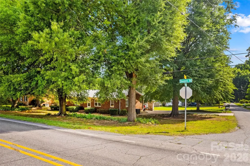 1059 Shearers Road Mooresville NC 28115