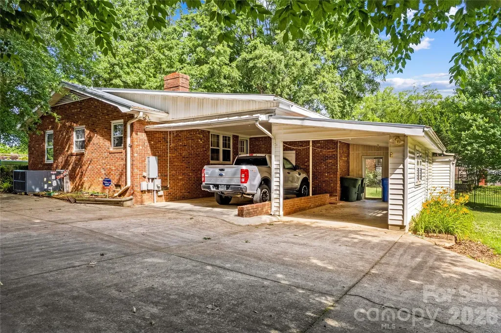 1059 Shearers Road Mooresville NC 28115