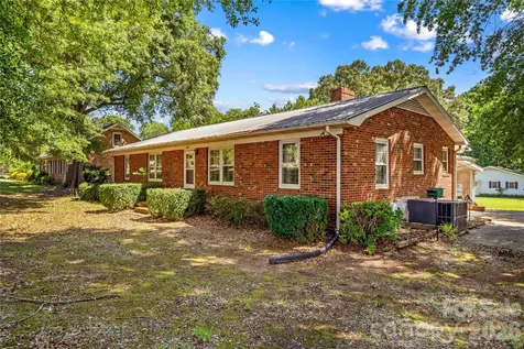 1059 Shearers Road Mooresville NC 28115