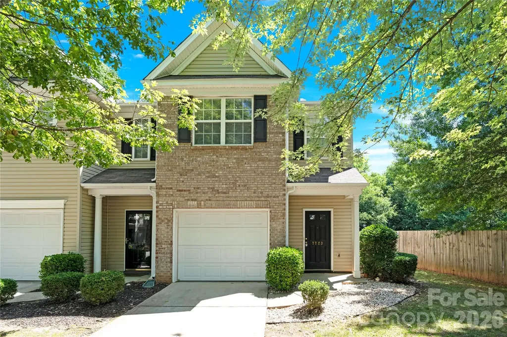 7723 Abigail Glen Drive Charlotte NC 28212