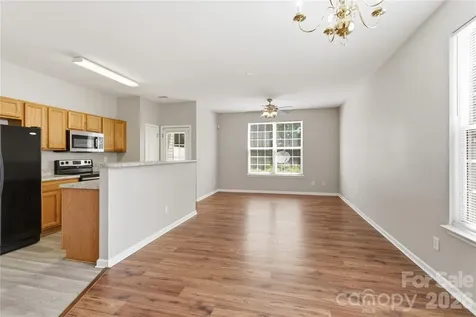7723 Abigail Glen Drive Charlotte NC 28212