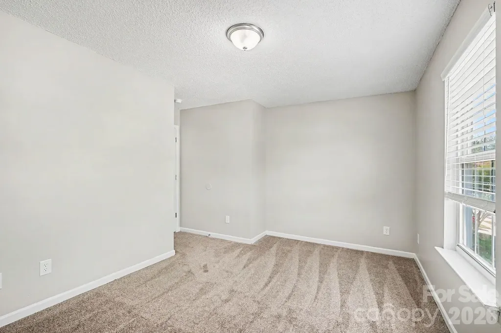 9828 Aventide Lane Charlotte NC 28215