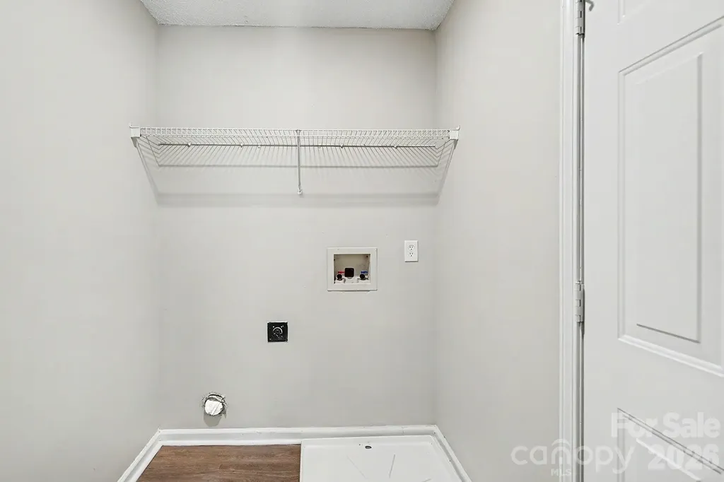 9828 Aventide Lane Charlotte NC 28215