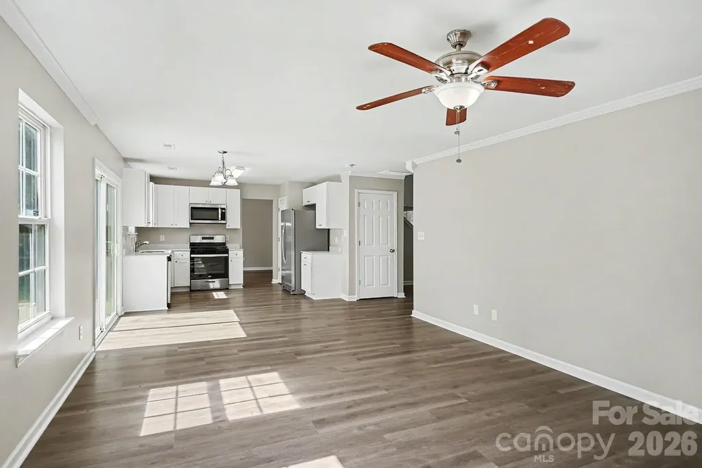 9828 Aventide Lane Charlotte NC 28215