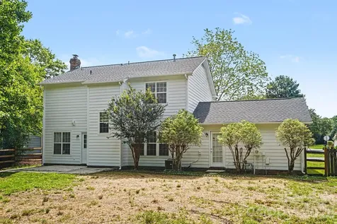12127 Landing Green Drive Charlotte NC 28277
