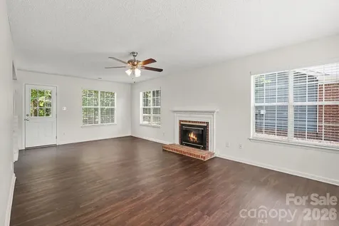 12127 Landing Green Drive Charlotte NC 28277