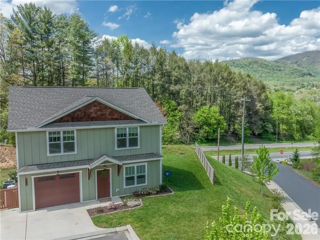 Clyde NC, 101 Towne Place