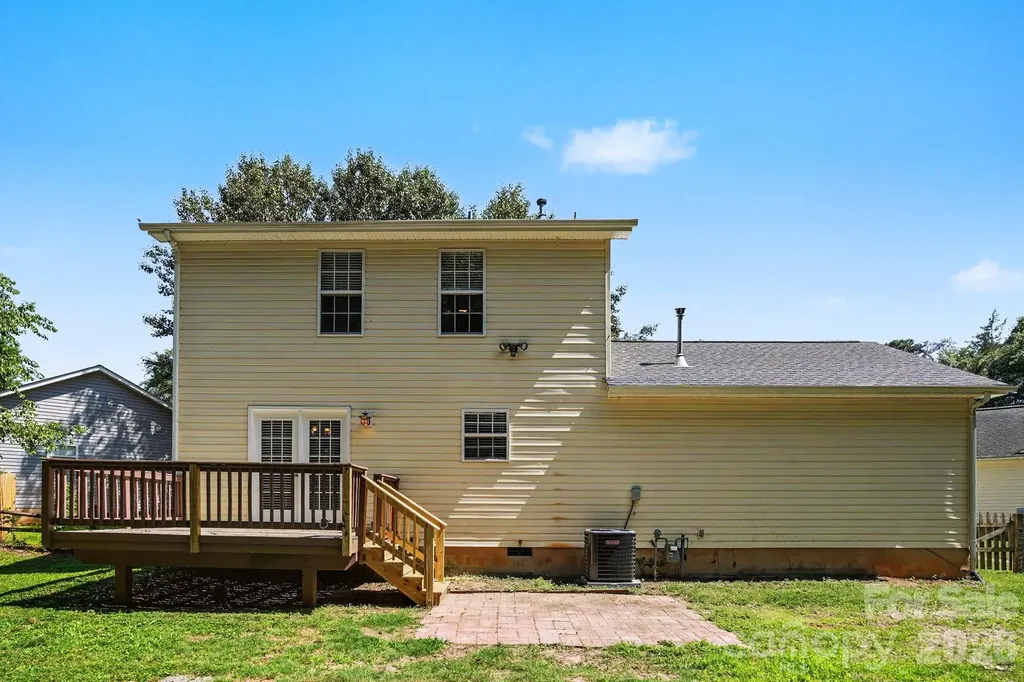 12505 Britton Wood Place Charlotte NC 28278