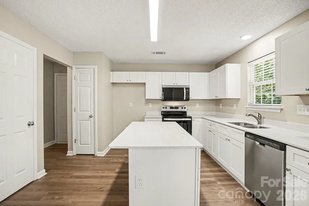 12505 Britton Wood Place Charlotte NC 28278