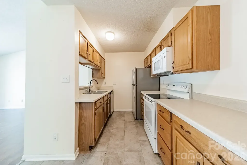 9605 Vinca Circle Charlotte NC 28213