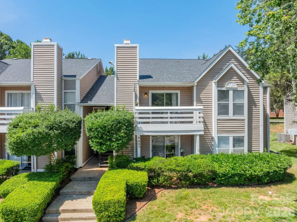 9605 Vinca Circle Charlotte NC 28213