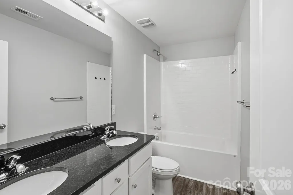 3109 Cochrane Drive Charlotte NC 28269