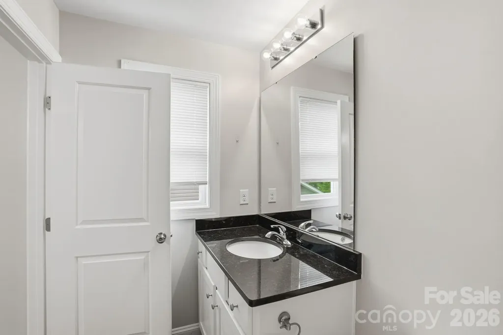 3109 Cochrane Drive Charlotte NC 28269