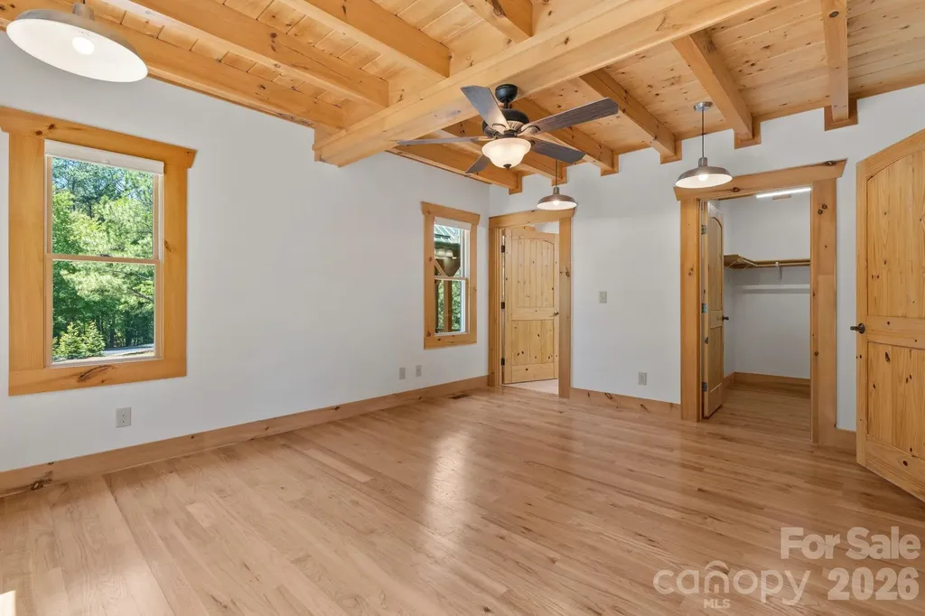 280 Hidden Lake Parkway Nebo NC 28761