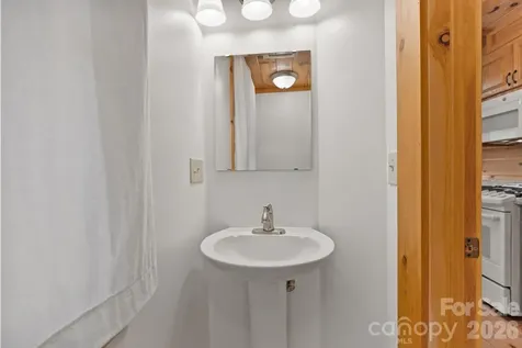 280 Hidden Lake Parkway Nebo NC 28761