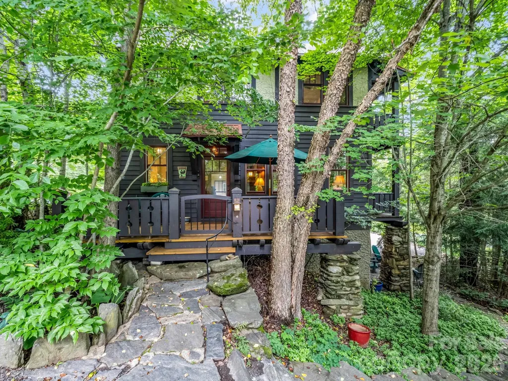46 Cheshire Drive Black Mountain NC 28711