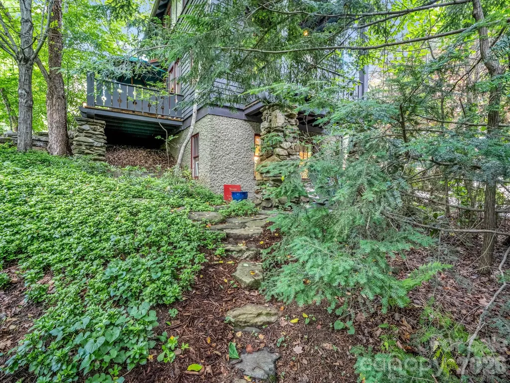 46 Cheshire Drive Black Mountain NC 28711