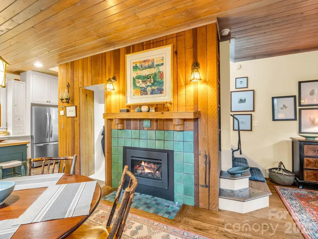46 Cheshire Drive Black Mountain NC 28711