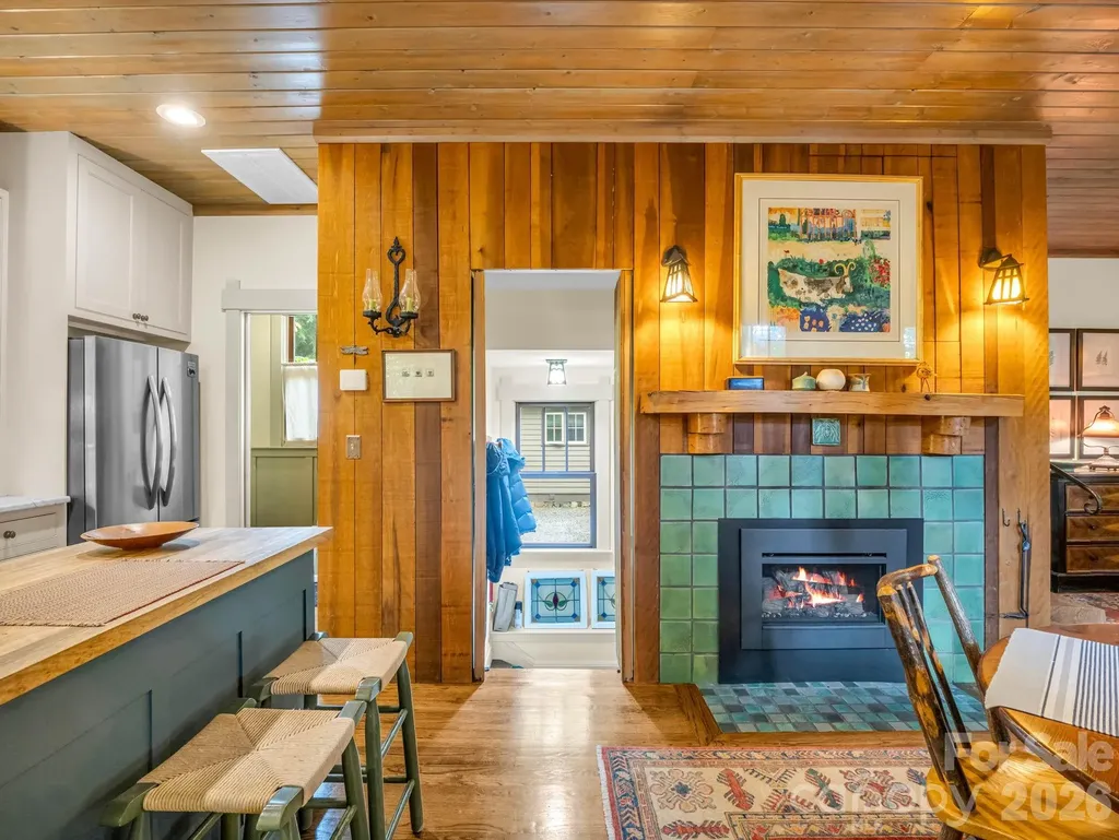 46 Cheshire Drive Black Mountain NC 28711