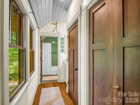 46 Cheshire Drive Black Mountain NC 28711