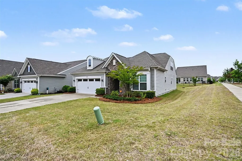 14204 Southbridge Forest Drive Charlotte NC 27273