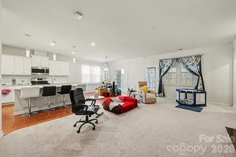 14204 Southbridge Forest Drive Charlotte NC 27273