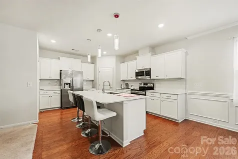 14204 Southbridge Forest Drive Charlotte NC 27273