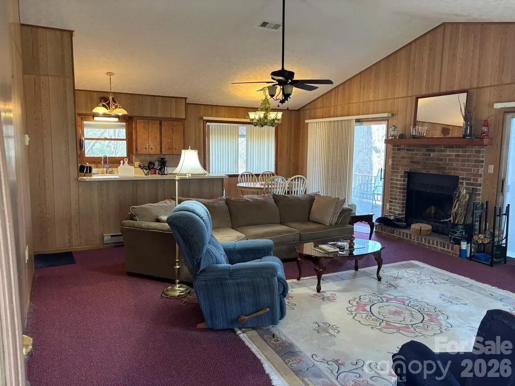 120 Kimberly Drive Bryson City NC 28713