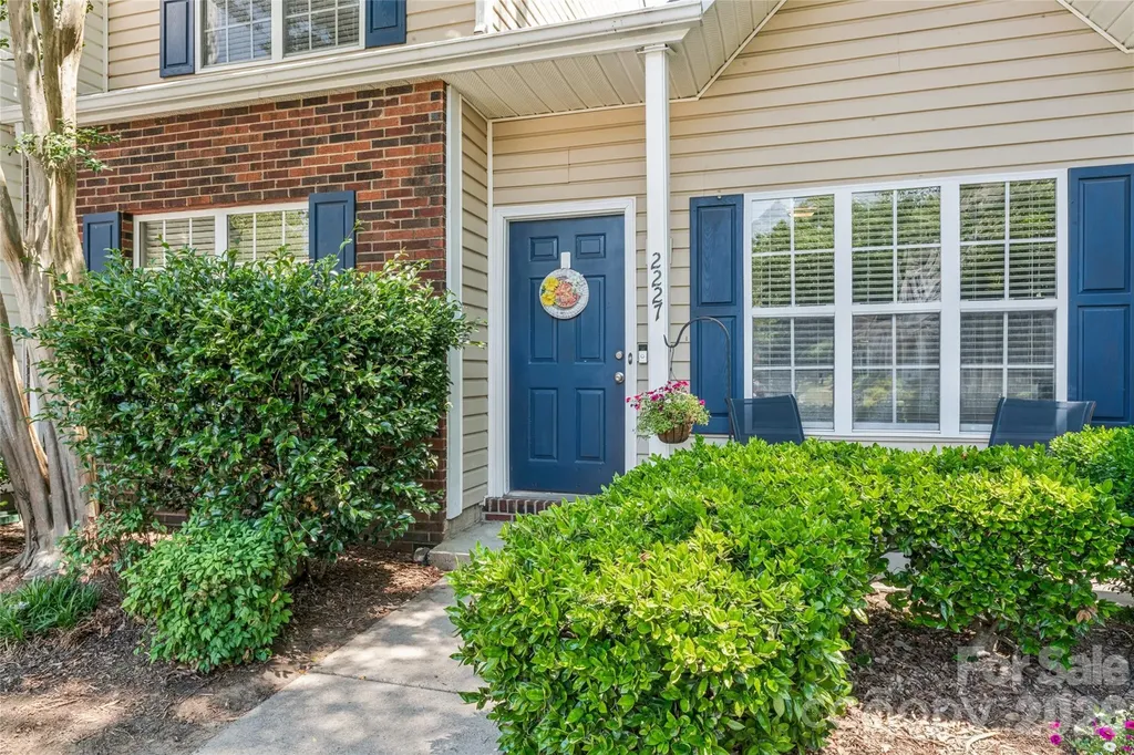 2227 Preakness Court Charlotte NC 28273