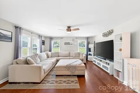 3407 Ratchford Drive Gastonia NC 28056