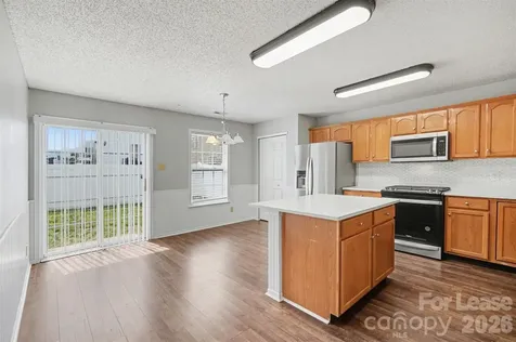 836 Chastain Avenue Concord NC 28025