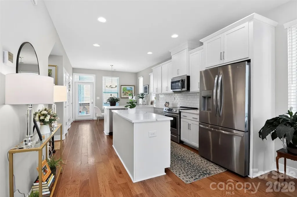 2111 Isom Street Charlotte NC 28208