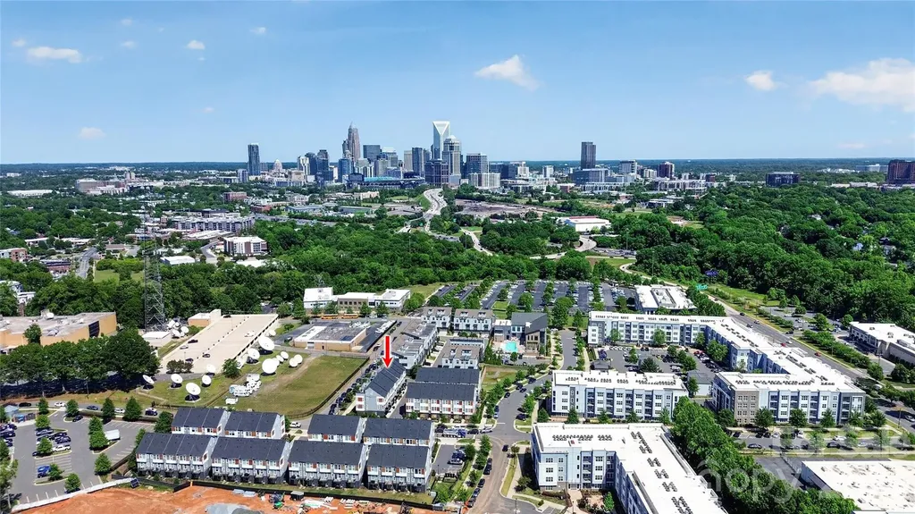 2111 Isom Street Charlotte NC 28208