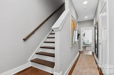 2111 Isom Street Charlotte NC 28208