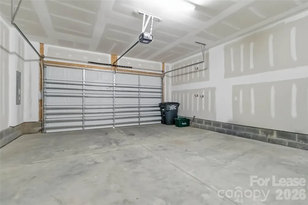 371 S Bruns Avenue Charlotte NC 28208
