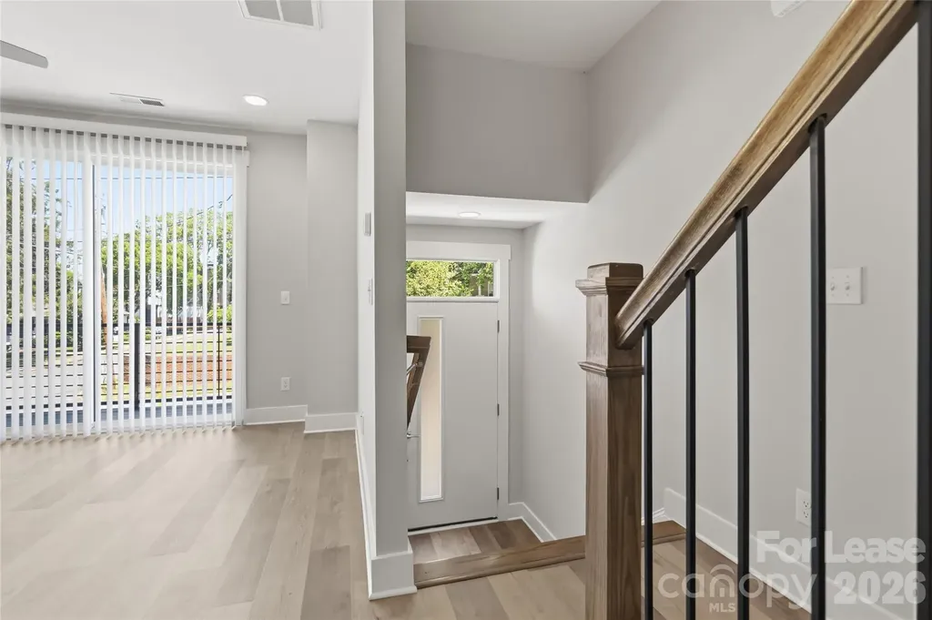 371 S Bruns Avenue Charlotte NC 28208