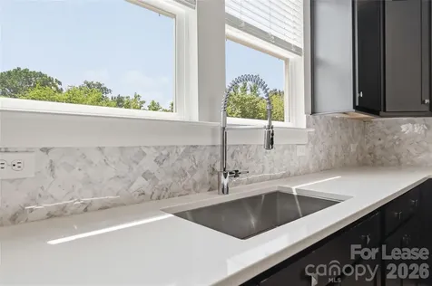 371 S Bruns Avenue Charlotte NC 28208