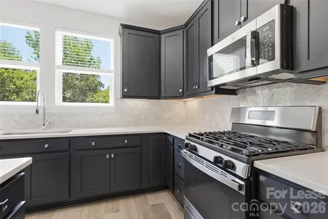 371 S Bruns Avenue Charlotte NC 28208