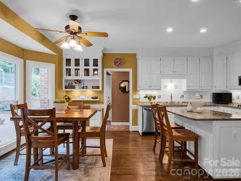 708 Barington Place Matthews NC 28105