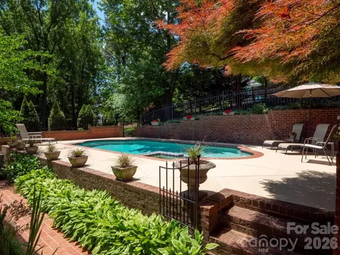 708 Barington Place Matthews NC 28105